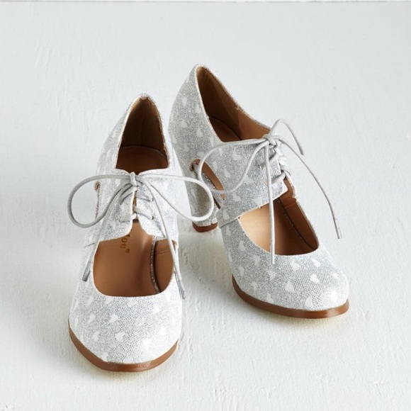 Modcloth Shoes - 🎉HP 4/15 Chase & Chloe Sparkle and Heart Heels
